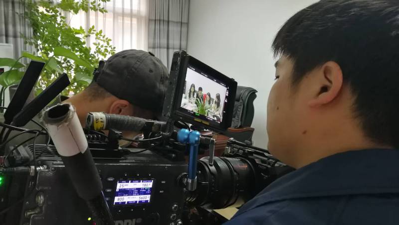 剧本杀式体验：龙湾区广告片拍摄公司构建沉浸式消费决策路径