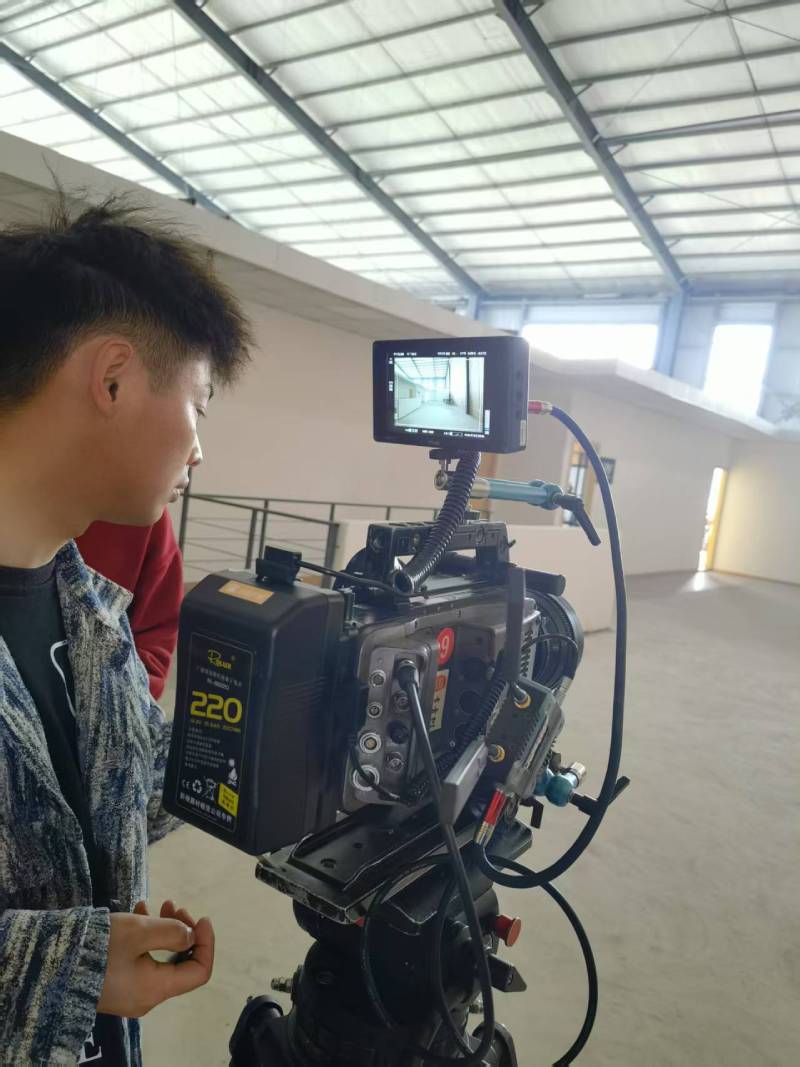 解锁龙湾区广告片拍摄：以创意镜头，解锁品牌商业价值新高度